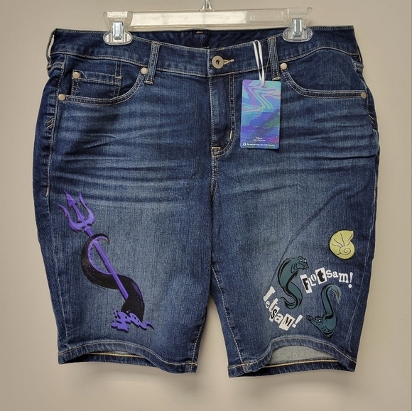 Torrid Disney Ursula Boyfriend Bermuda Jean Shorts 16 - Picture 3 of 9